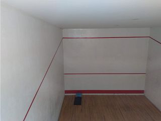 Foto 12 de VENDO APTO RENTANDO UNA ALCOBA ROSALES GRANADA (VM)