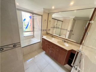 Foto 9 de VENTA HERMOSO APARTAMENTO EN LAS SANTAS POBLADO