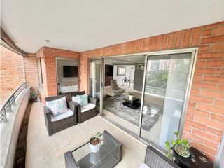Foto 3 de VENTA HERMOSO APARTAMENTO EN LAS SANTAS POBLADO