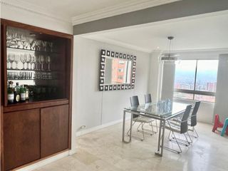 Foto 4 de VENTA HERMOSO APARTAMENTO EN LAS SANTAS POBLADO