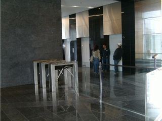 Foto 4 de OFICINA EN VENTA Y/O ARRIENDO BOGOT NORTE PARALELO 108
