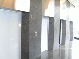 Foto 5 de OFICINA EN VENTA Y/O ARRIENDO BOGOT NORTE PARALELO 108