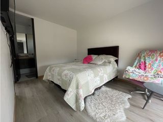 Foto 2 de Vendemos hermosa casa en Cajicá