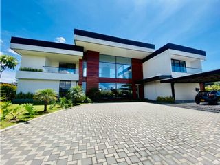Foto 1 de Casa para Arriendo Amoblado en Llanogrande