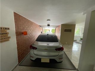 Foto 35 de VENTA DE AMPLIA CASA EN ITAGUI - SECTOR SURAMERICA