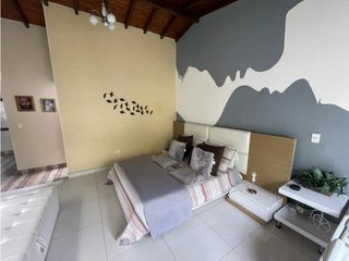 Foto 19 de VENTA DE AMPLIA CASA EN ITAGUI - SECTOR SURAMERICA