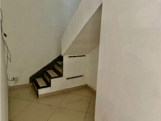 Foto 7 de Local dúplex en venta en Itagüí sector Ditaires