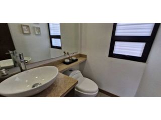 Foto 4 de Bella y amplia casa en Cota para Venta