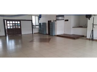 Foto 16 de SE ARRIENDA-VENDE EDIFICIO SECTOR CASTELLANA  AV CALLE 116