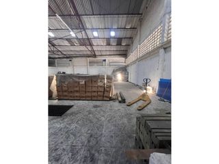 Foto 7 de Venta de Bodega 2 plantas Centro de Cali, San Nicolas