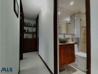 Foto 9 de Venta Apartamento Envigado Camino Verde