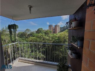 Foto 23 de Venta Apartamento Envigado Camino Verde