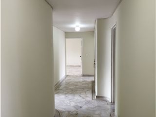 Foto 13 de Vendo Magnífico Apartamento  Edificio las Fuentes  Granada Norte Cali