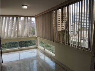 Foto 8 de Vendo Magnífico Apartamento  Edificio las Fuentes  Granada Norte Cali