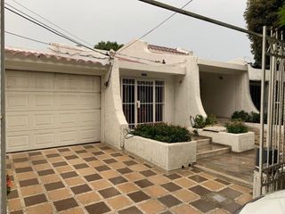 Foto 1 de CASA BARRIO JARDN
