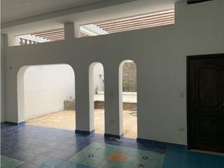 Foto 18 de CASA BARRIO JARDN