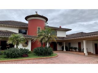 Foto 3 de Finca Independiente USO COMERCIAL UBICACION PREMIUM Llanogrande