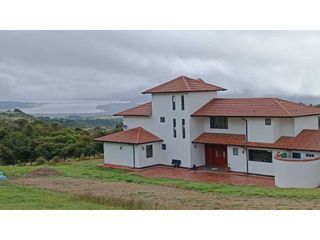 Foto 2 de VENDO CASA CAMPESTRE CON DESARROLLO TURSTICO EN GUASCA (IC)