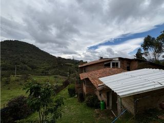 Foto 5 de Venta casa en el verjon Chapinero a puerta cerrada