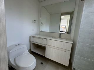Foto 7 de VENTA APARTAMENTO EN EL POBLADO CERCA AL CC EL TESORO