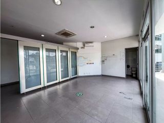 Foto 8 de Local Comercial en venta torre de especialistas clínica meta