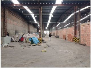 Foto 3 de BODEGA EN ARRIENDO - SECTOR CAZUCA - ZONA DE ALTO IMPACTO