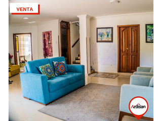 Foto 4 de AMPLIA CASA DE 332MTS EN EXCLUSIVO CONDOMINIO PRIVADO