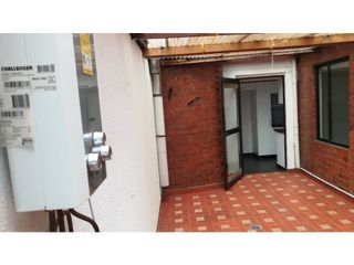 Foto 5 de CORTIJO, CALLE 80, 75 M2, REMODELADO 3 ALCOBAS