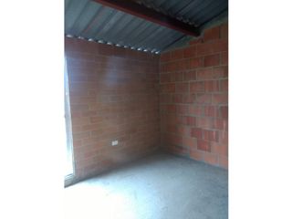 Foto 4 de ALQUILER CASA 2 PISOS MARVELLA JAMUNDI