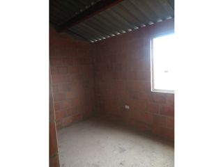 Foto 10 de ALQUILER CASA 2 PISOS MARVELLA JAMUNDI