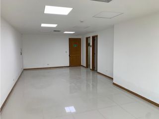 Foto 5 de SE VENDE O SE ARRIENDA OFICINA POBLADO