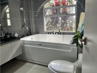 Foto 15 de Casa en Arriendo Las Palmas Medellín