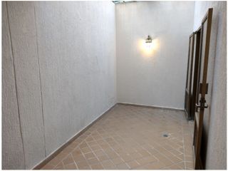 Foto 10 de SE VENDE AMPLIO Y HERMOSO APARTAMENTO EN ALTO PRADO