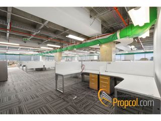 Foto 15 de Se Vende Oficina de 900 metros en Paralelo 108, Bogota
