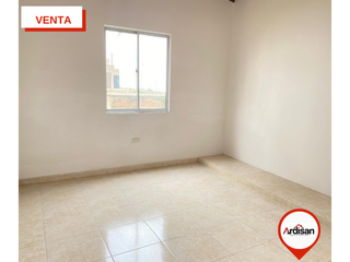 Foto 8 de LINDA CASA ESSQUINERA DE 2 PISOS EN URBANIZACION