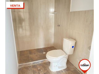 Foto 13 de LINDA CASA ESSQUINERA DE 2 PISOS EN URBANIZACION