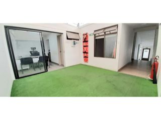 Foto 4 de Casa comercial en Maraya