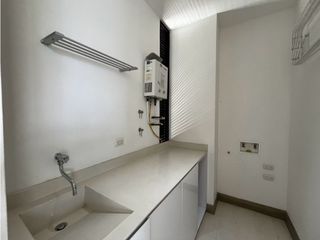 Foto 8 de Arriendo Apartaestudio En El Poblado