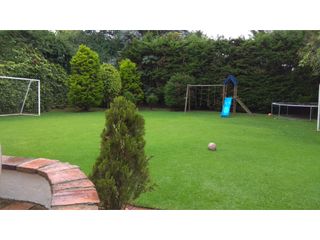 Foto 12 de LINDARAJA ARRIENDO CASA 362m2 LOTE 875