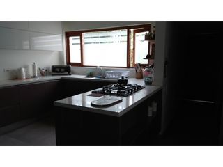Foto 21 de LINDARAJA ARRIENDO CASA 362m2 LOTE 875