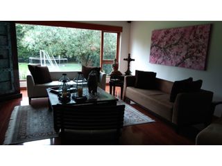 Foto 3 de LINDARAJA ARRIENDO CASA 362m2 LOTE 875