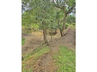 Foto 6 de Maat Vende Lote en Condominio-Villeta 1.815m2 240Millones