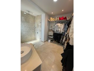 Foto 15 de VENTA DE APARTAMENTO EN BUEN SECTOR DE LA CIUDAD