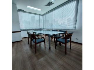 Foto 7 de Oficina con ubicación estratégica en el Poblado