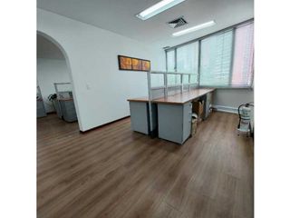 Foto 8 de Oficina con ubicación estratégica en el Poblado