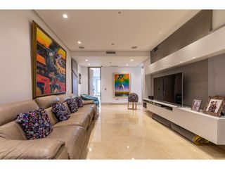 Foto 12 de Se vende apartamento de lujo en en golf