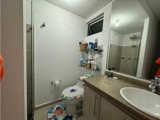 Foto 12 de Apartamento para la venta en el norte de Cali barrio la flora unidad