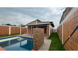 Foto 14 de Casa campestre nueva con piscina en venta Santa Elena El Cerrito Valle