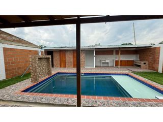 Foto 15 de Casa campestre nueva con piscina en venta Santa Elena El Cerrito Valle