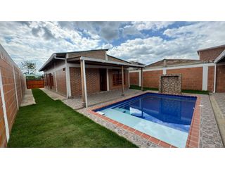 Foto 13 de Casa campestre nueva con piscina en venta Santa Elena El Cerrito Valle